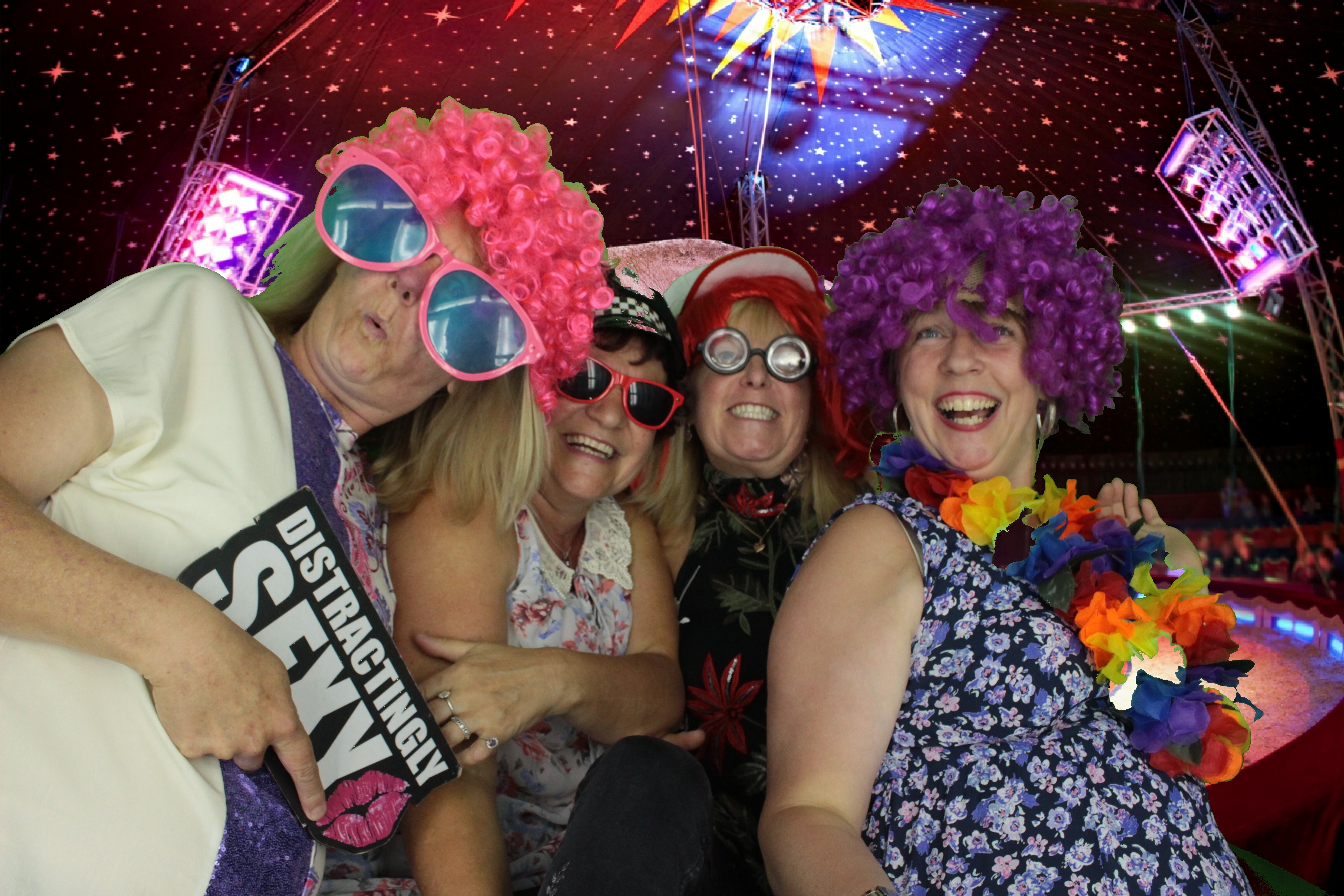 Rachel's 50th Birthday | View more photos from the event at gallery.myphotoboothexperience.co.uk/u/MyPhotoBoothExperienceLtd/Rachels-50th-Birthday